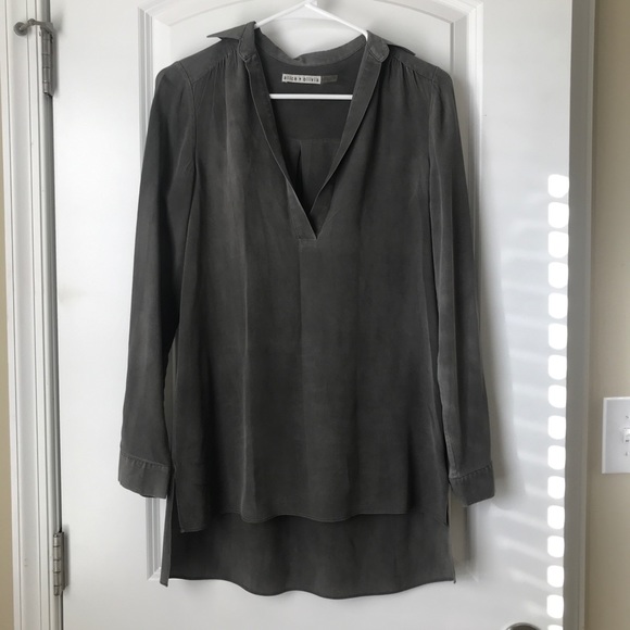 Alice + Olivia Tops - 🍂 Alice + Olivia Tunic Top! 🍂